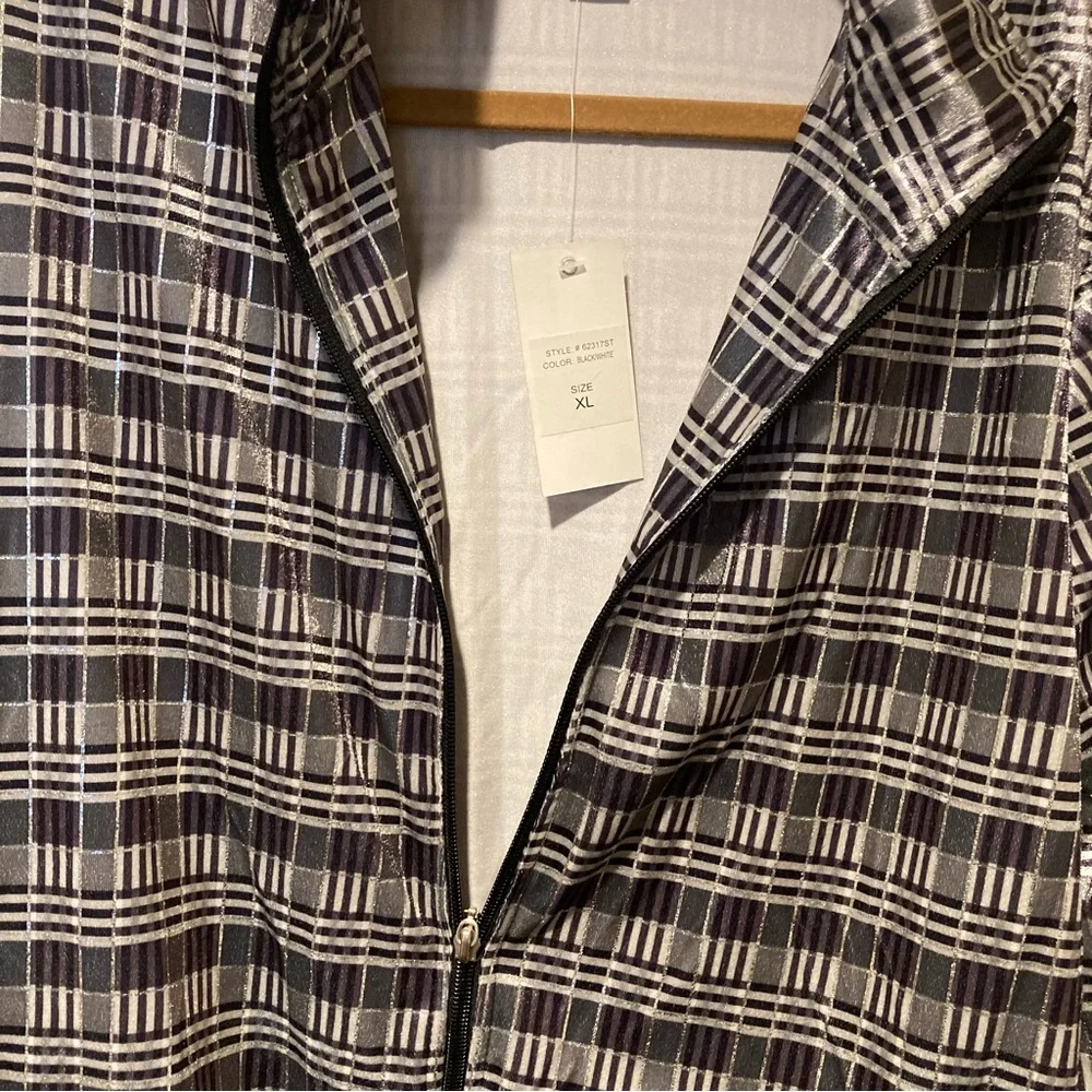 Mirror Image, Women's light weight jacket, XL, Blk/Wht stripes, NWT - Picture 6 of 6